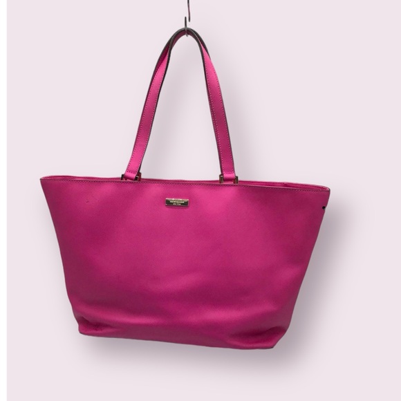 kate spade Handbags - EUC KATE SPADE PINK TOTE